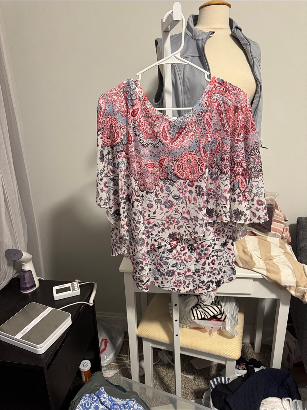 live and let live Pink and Gray Paisley Off-Shoulder Blouse 2pc tank and blouse